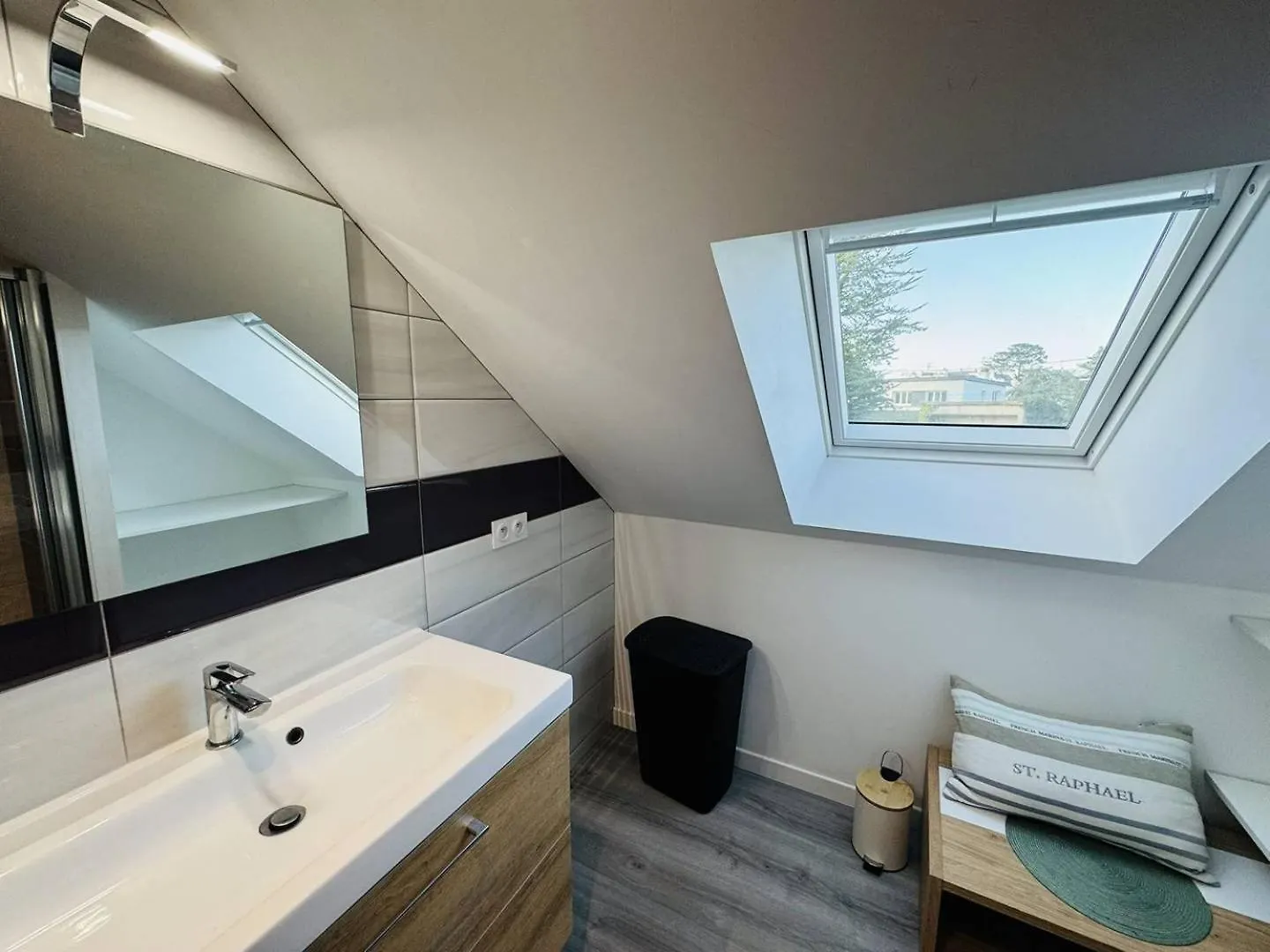 Confortable Maison Renovee, Jardin Clos, 1Km Plage Quiberon Villa