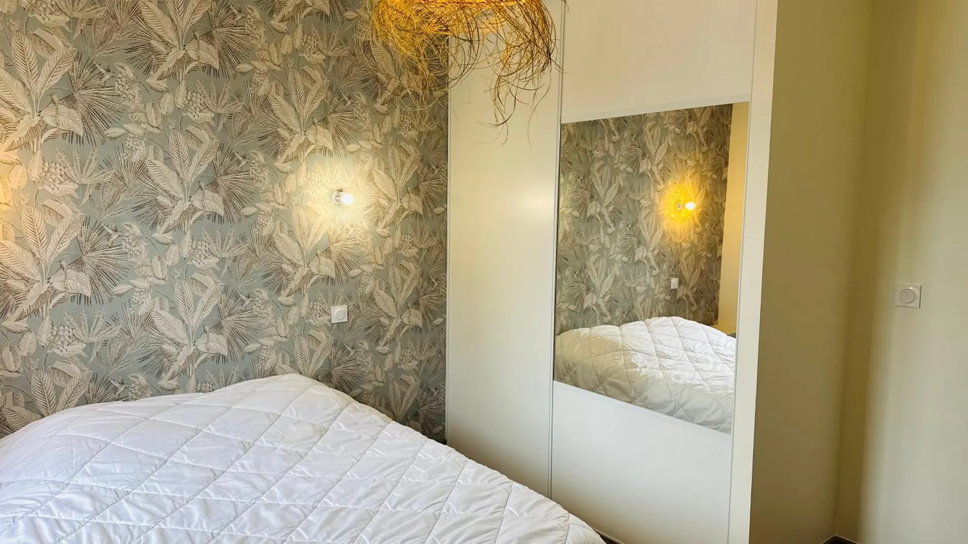 Confortable Maison Renovee, Jardin Clos, 1Km Plage Quiberon 0*,  France